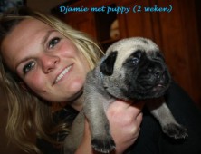 Djamie met puppy.